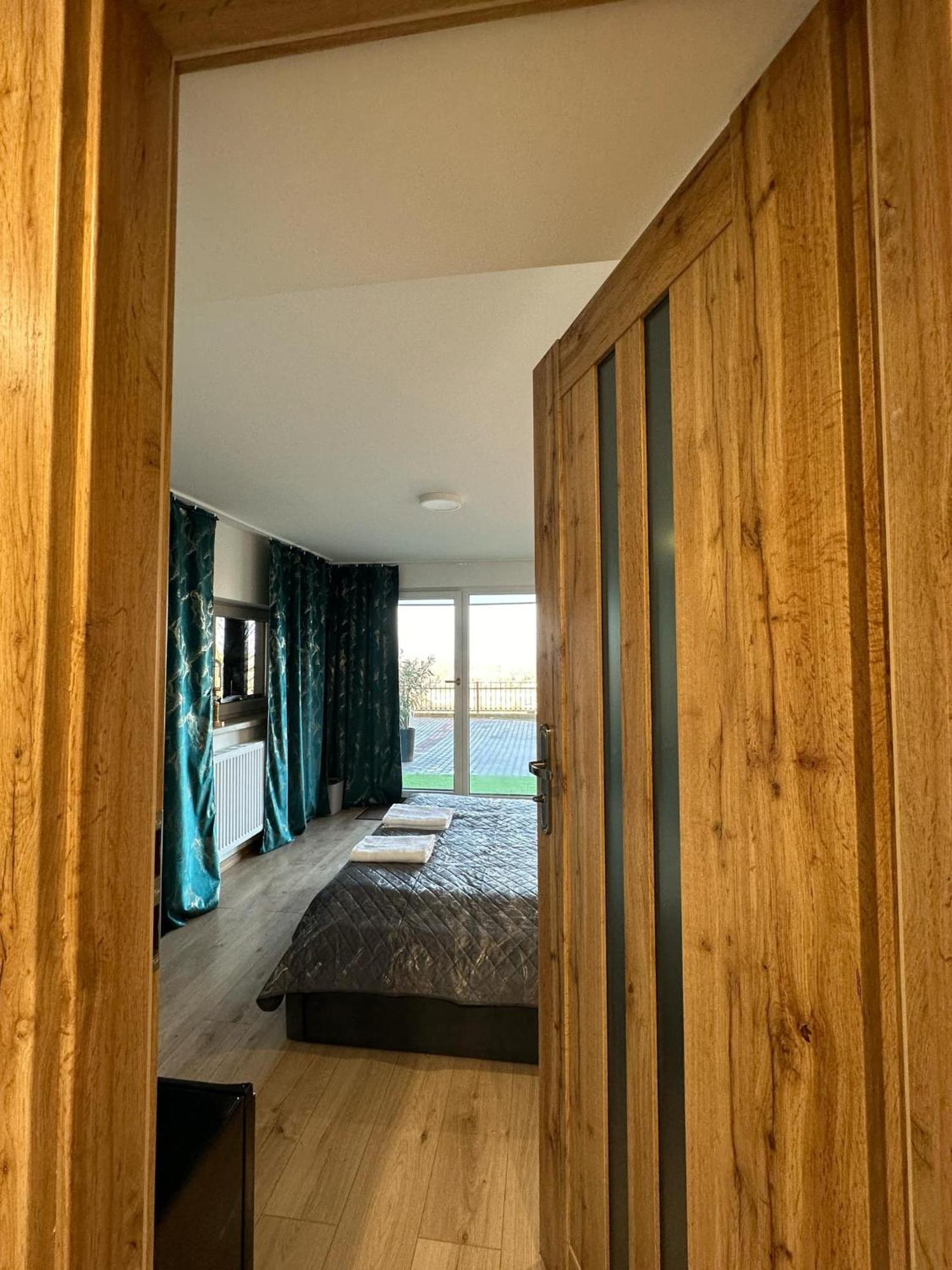 Apartament Bena Ze Zjawiskowym Tarasem Widokowym Chełmno Buitenkant foto