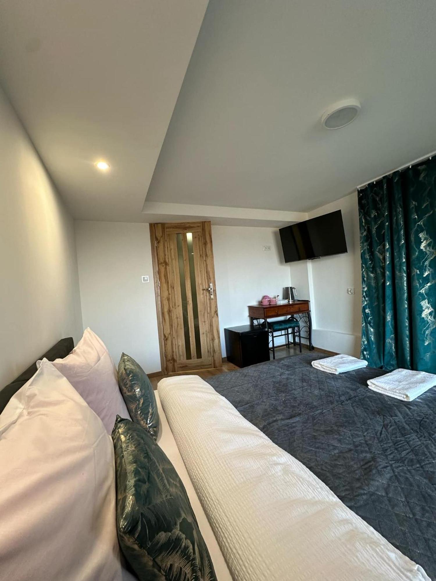 Apartament Bena Ze Zjawiskowym Tarasem Widokowym Chełmno Buitenkant foto