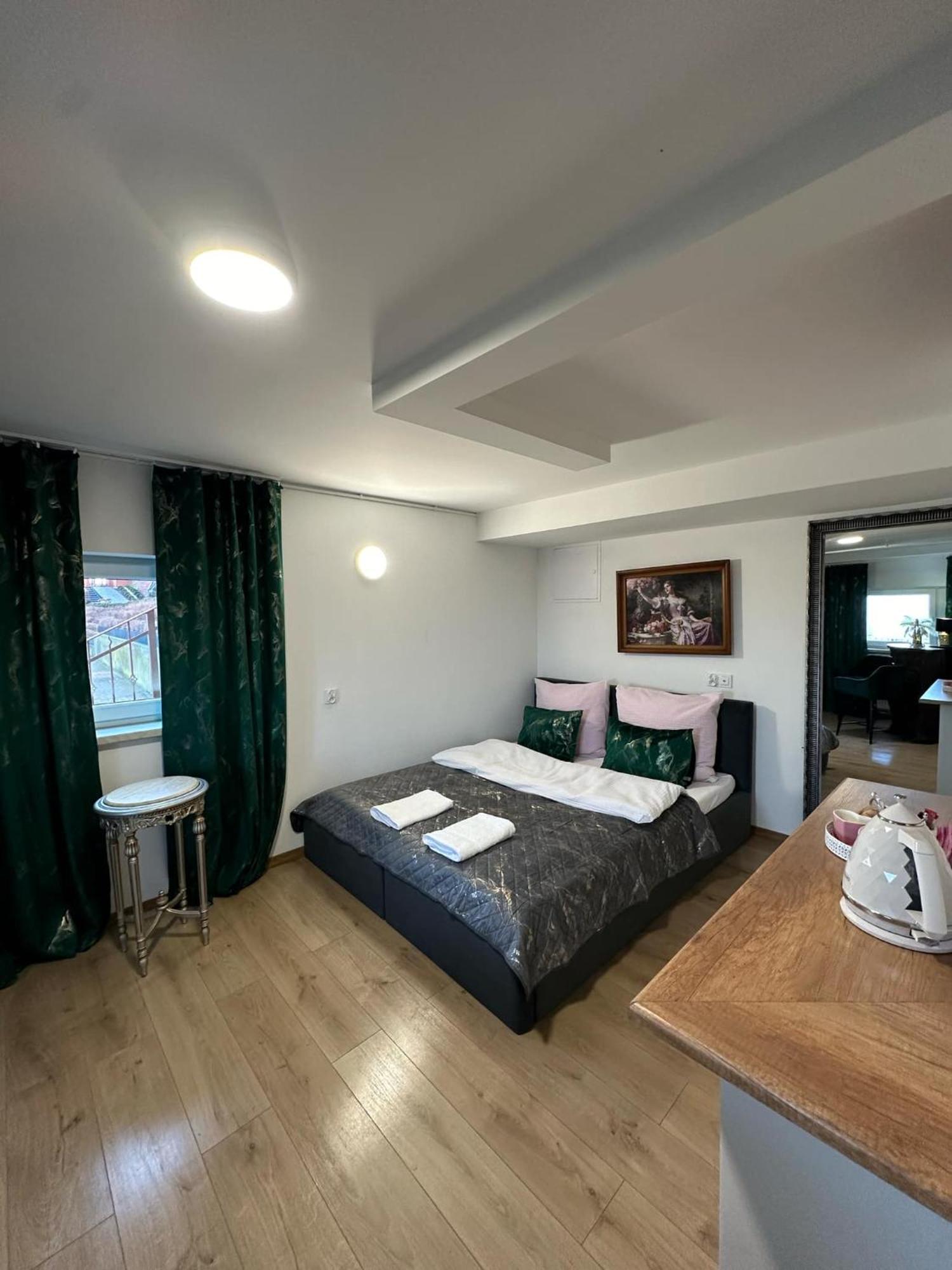 Apartament Bena Ze Zjawiskowym Tarasem Widokowym Chełmno Buitenkant foto